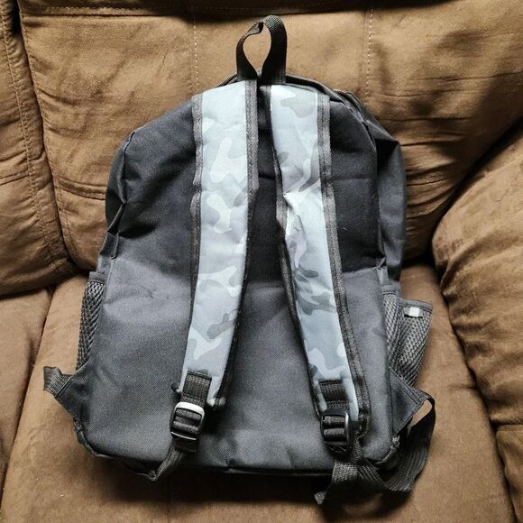 Unbranded Black and Grey Camo Back-Pack - Picture 4 of 7